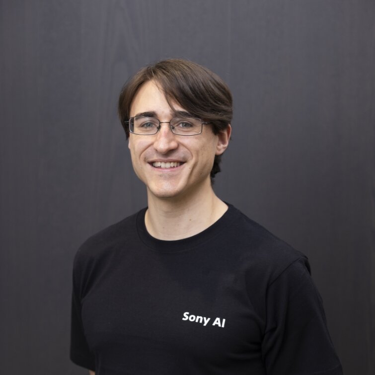 Headshot of Dustin Morrill