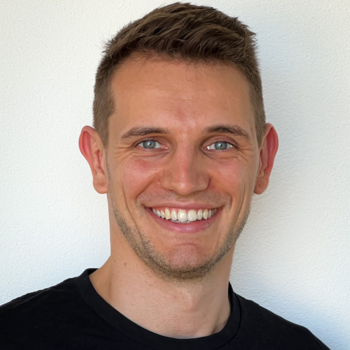 Headshot of Etienne Walther