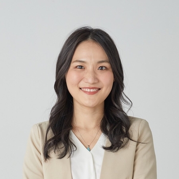 Headshot of Haruna Abe