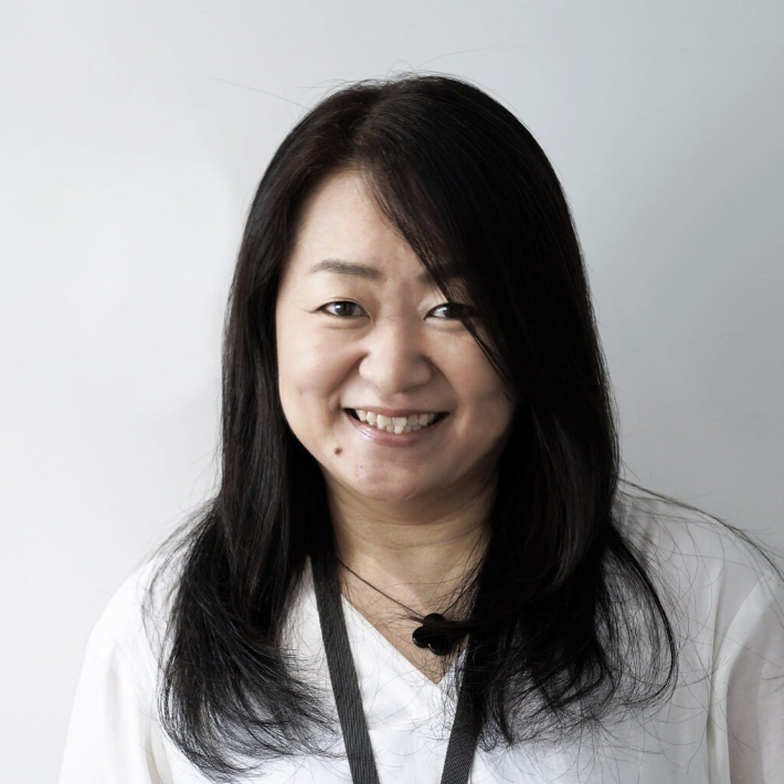 Headshot of Hiromi Kawakami