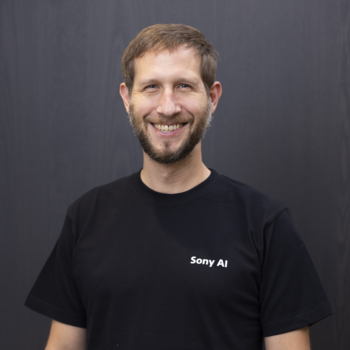 Headshot of Leon Barrett