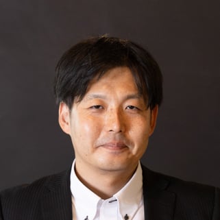 Headshot of Takashi Shibuya